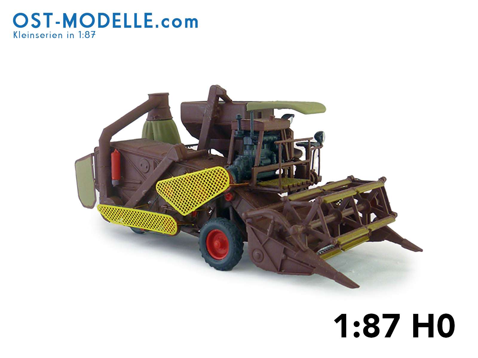 Maehdrescher E175 mit Spreusack rotbraun